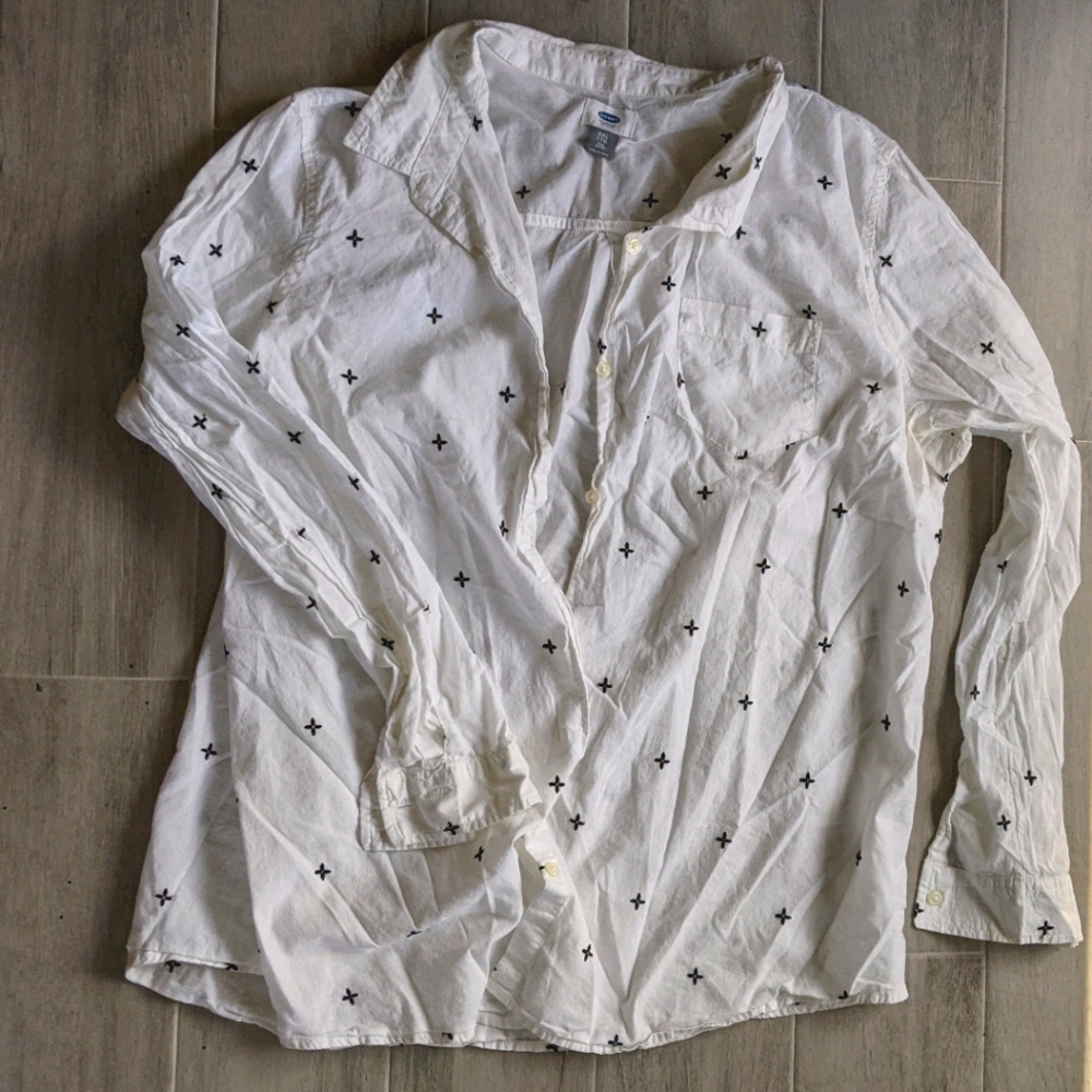 Old Navy Button Down Shirt